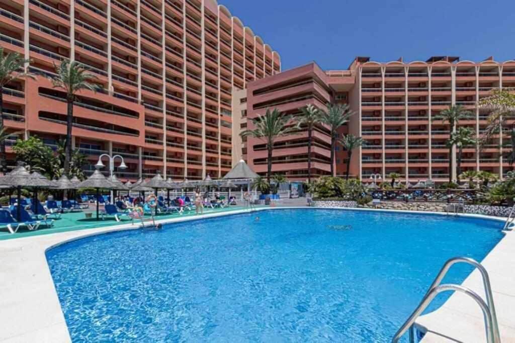 797 Holiday Rentals- Apartamento En Hotel Sunset Frente Al Mar Benalmádena Kültér fotó