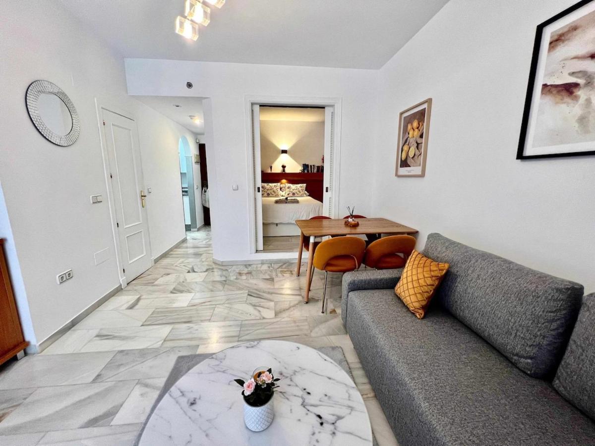 797 Holiday Rentals- Apartamento En Hotel Sunset Frente Al Mar Benalmádena Kültér fotó